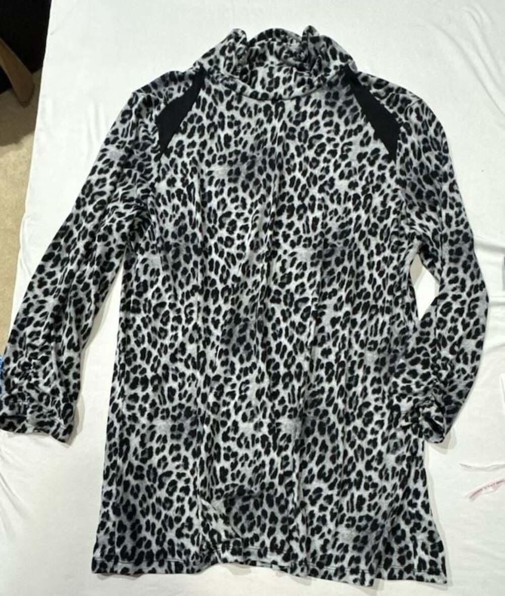 Z619 Susan Graver Liquid Knit Mock Neck Leopard Print Tunic with Ruched Sleeves